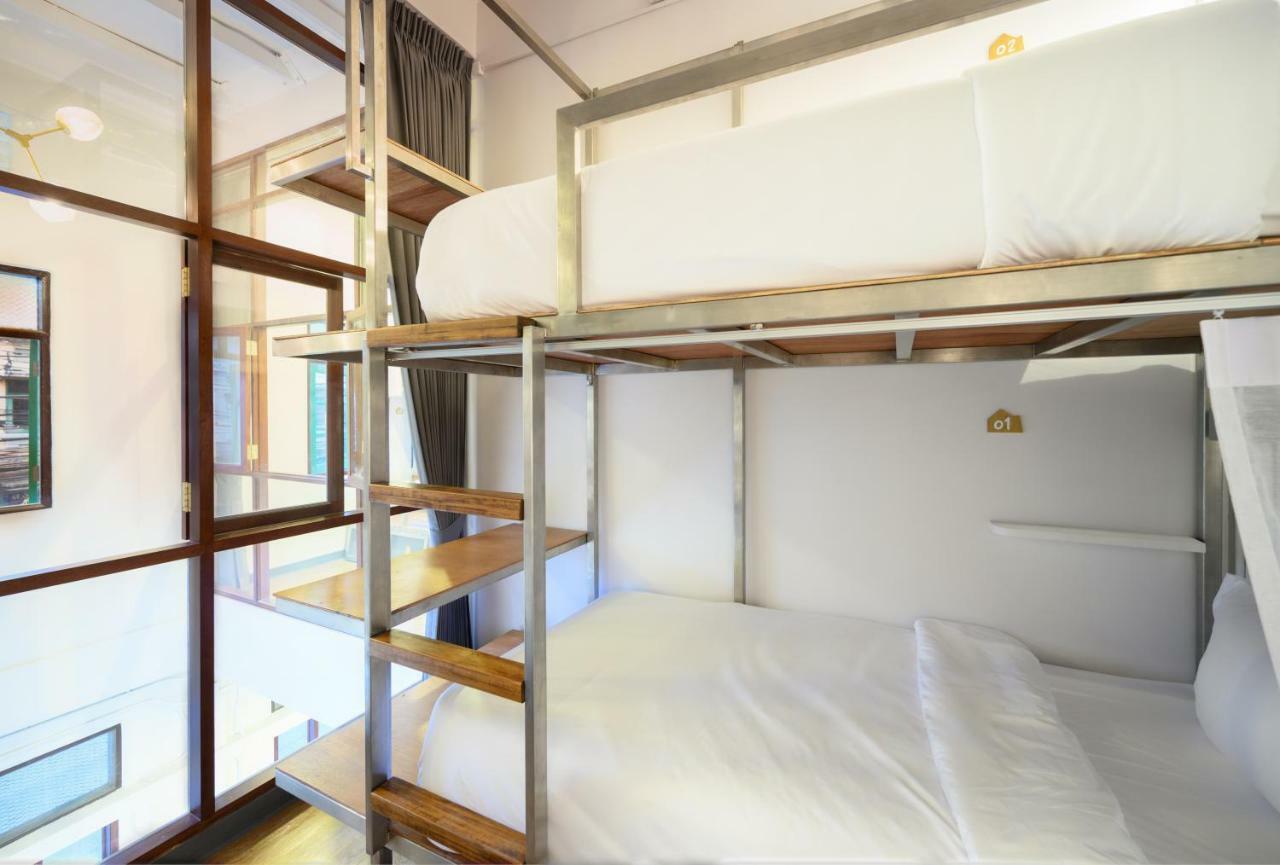 Rest Is More Hostel Bangkok Zewnętrze zdjęcie